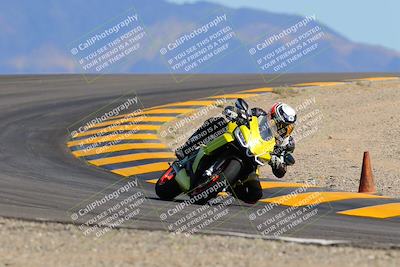 media/Oct-09-2022-SoCal Trackdays (Sun) [[95640aeeb6]]/Turn 12 (140pm)/